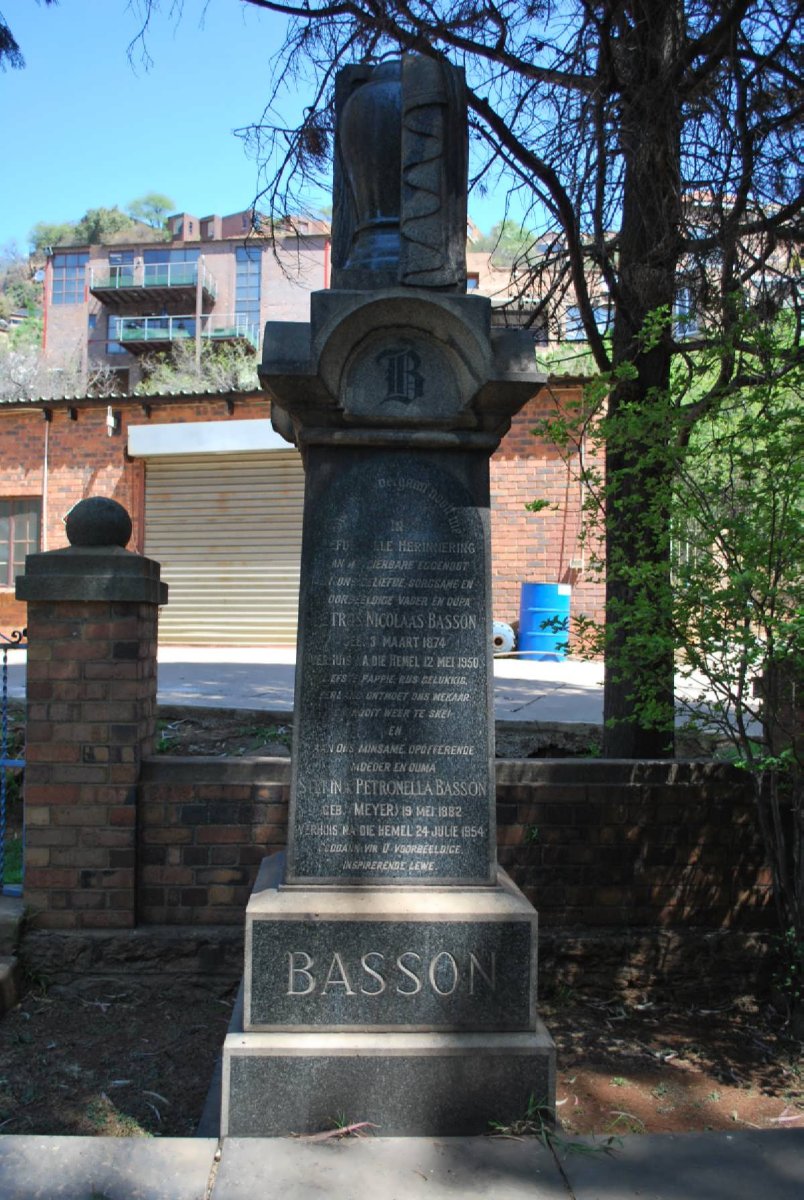 BASSON Petrus Nicolaas 1874-1950 &amp; Stefina Petronella MEYER 1882-1954