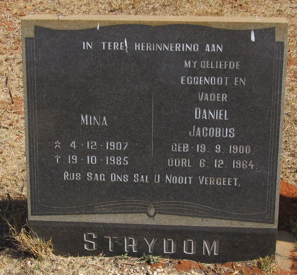 STRYDOM Daniel Jacobs 1900-1964 &amp; Mina 1907-1985