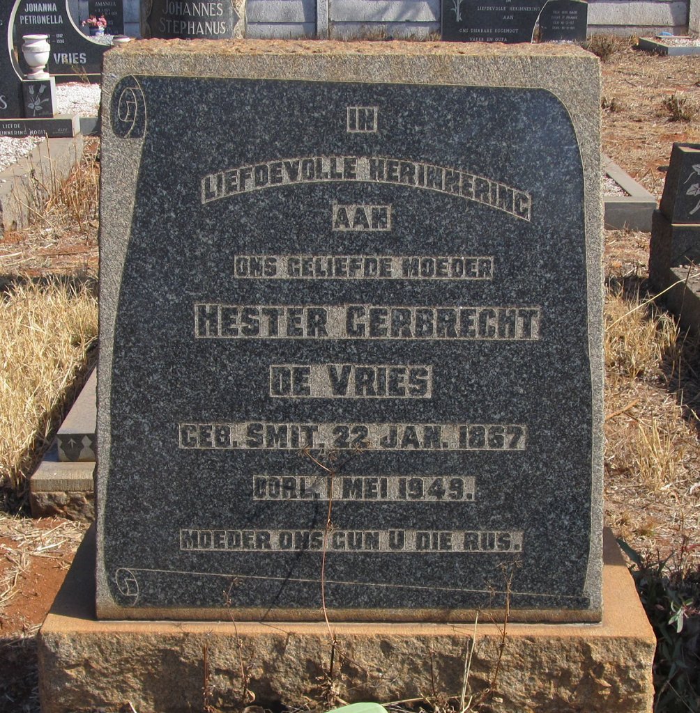 VRIES Hester Gerbrecht, de nee SMIT 1867-1949