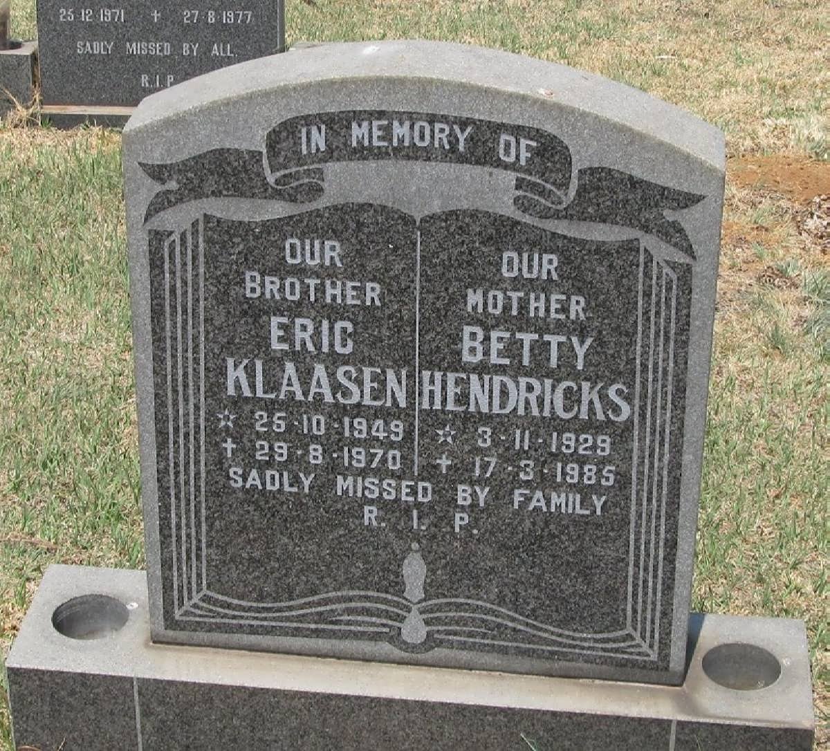 KLAASEN Eric 1949-1970 :: HENDRICKS Betty 1929-1985