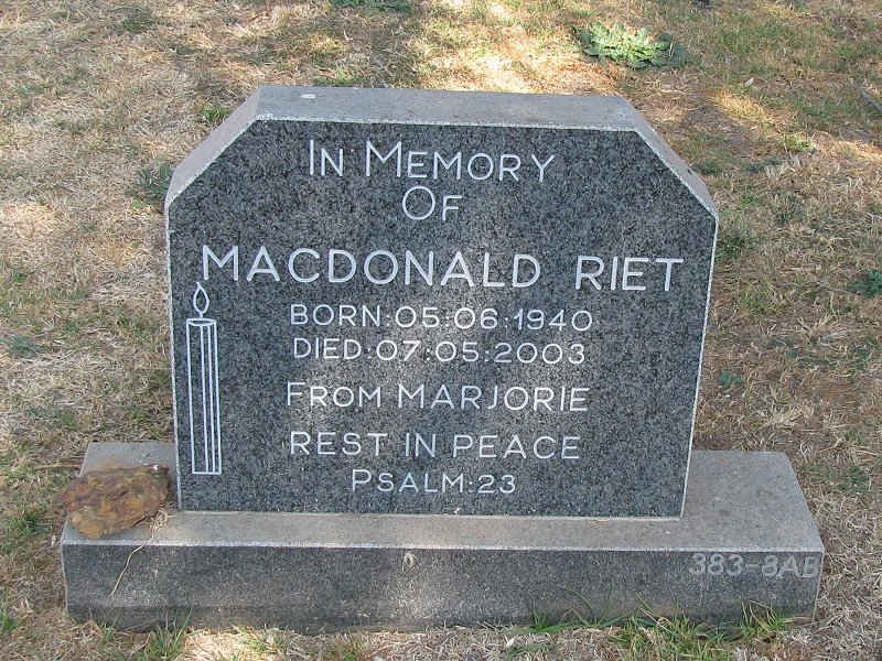 RIET Macdonald 1940-2003