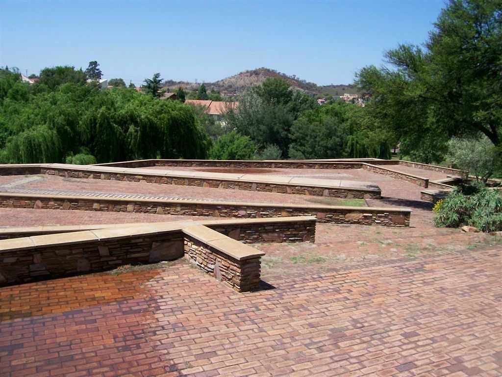 Overview Photos of the Suideroord Concentration Camp Cemetery