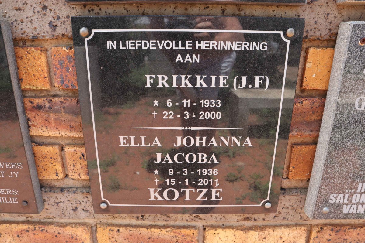 KOTZE J.F. 1933-2000 & Ella Johanna Jacoba 1936-2011