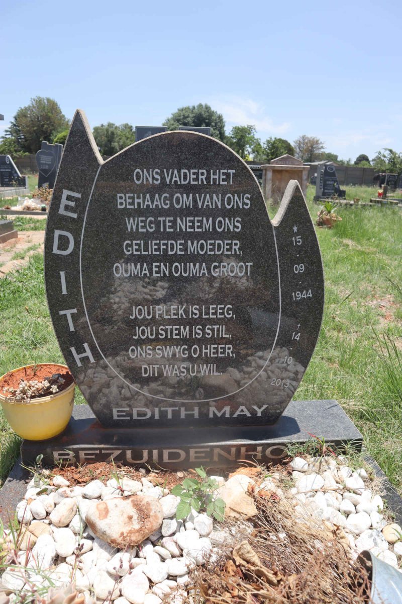 BEZUIDENHOUT Edith May 1944-2013