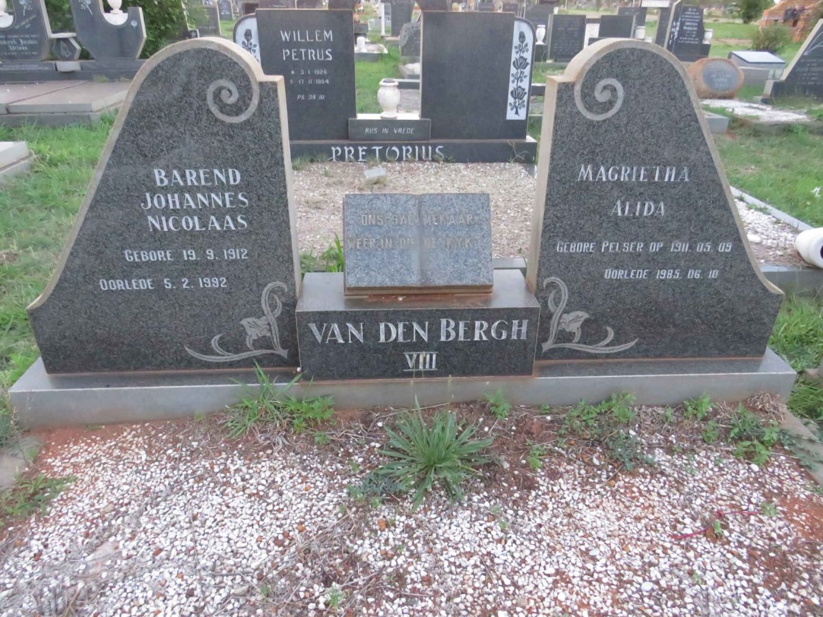 BERGH Barend Johannes Nicolaas, van den 1912-1992 & Magrietha Alida PELSER 1911-1985