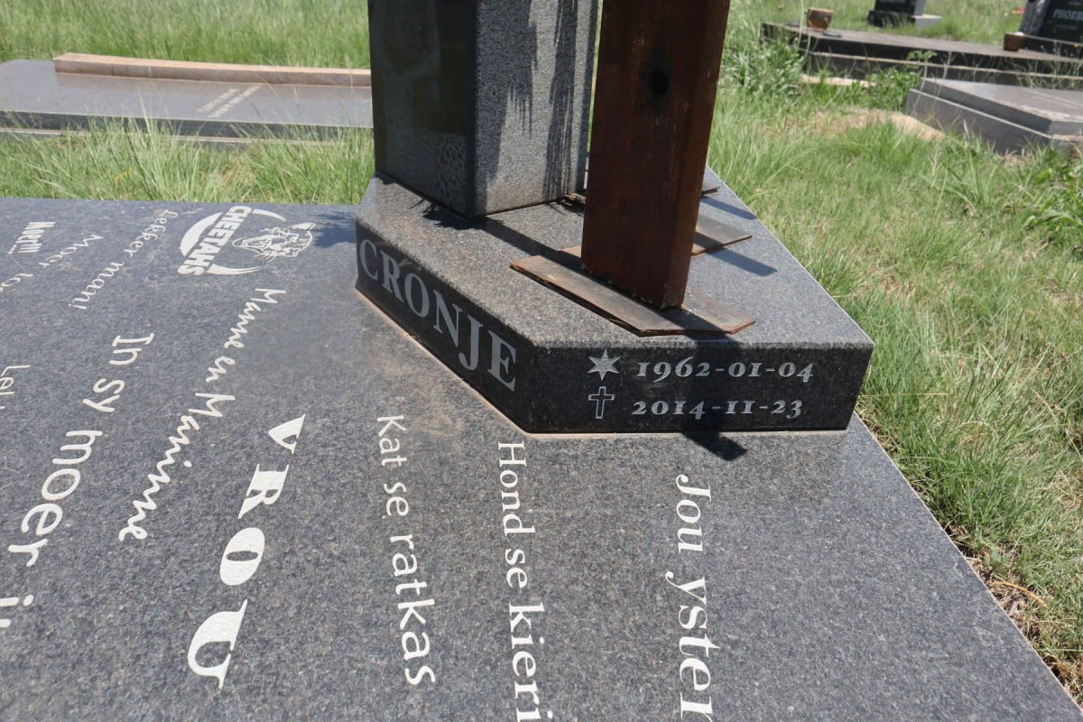 CRONJE Lourens 1962-2014_3