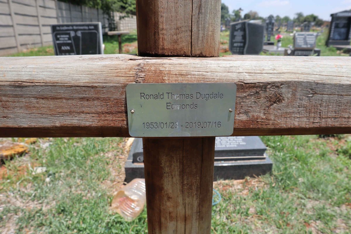 EDMONDS Ronald Thomas Dugdale 1953-2019