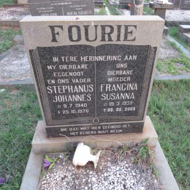 FOURIE Stephanus Johannes 1940-1976 & Francina Susanna 1939-2003