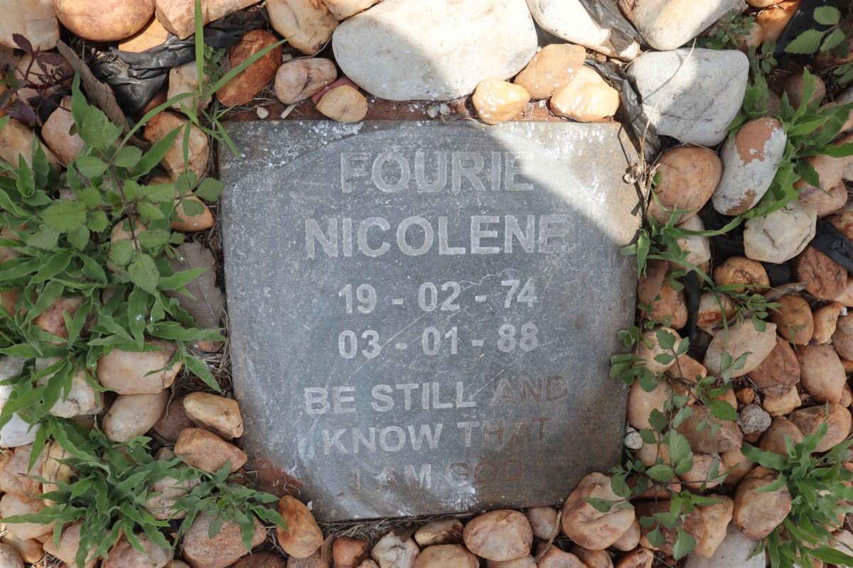 FOURIE Nicolene 1974-1988