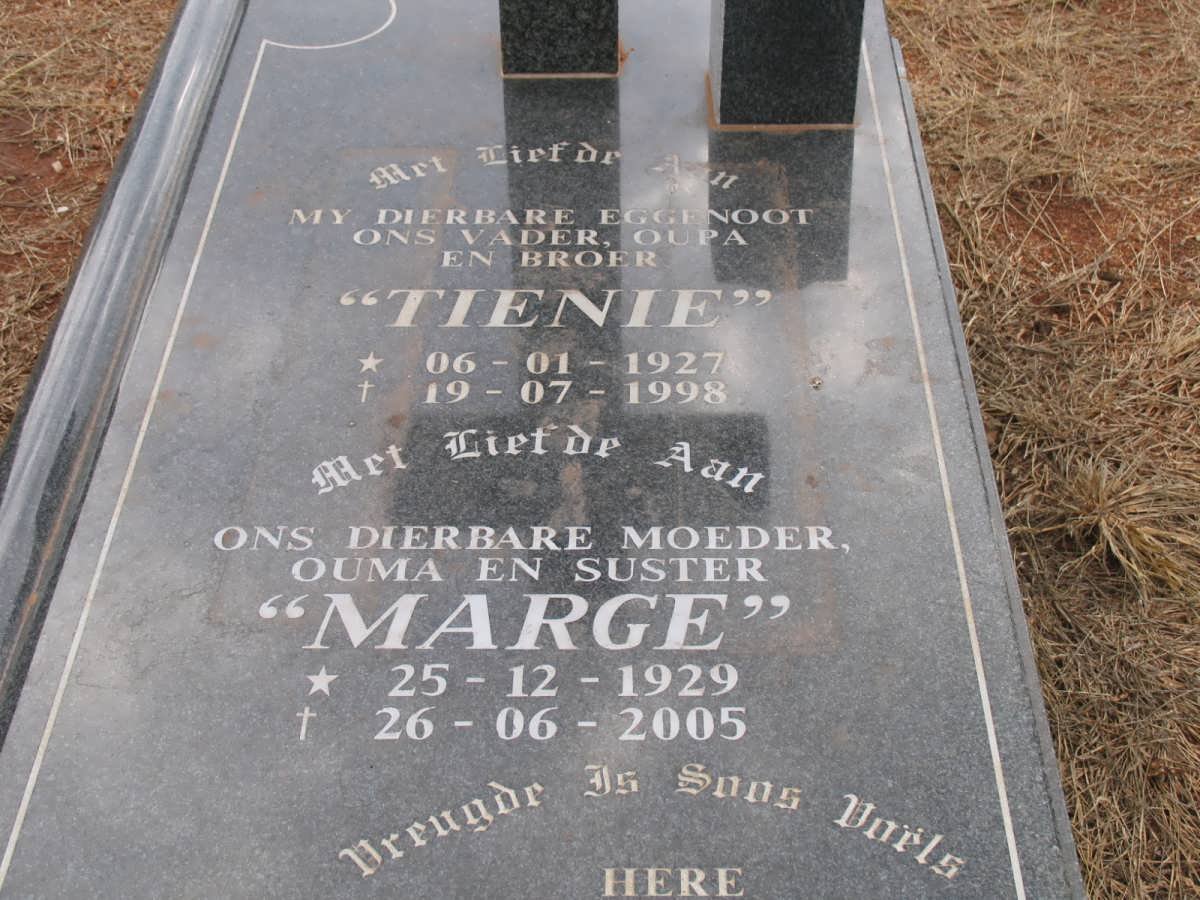 GOUWS Tienie 1927-1998 &amp; Marge 1929-2005