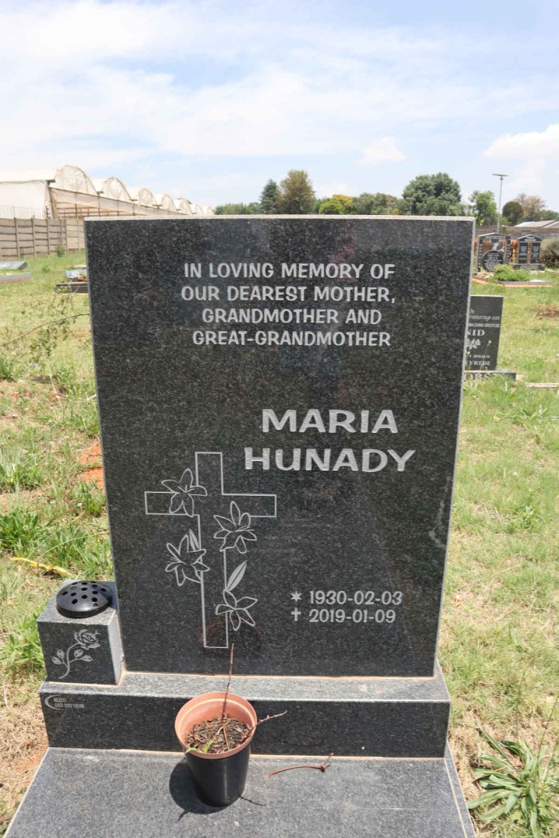 HUNADY Maria 1930-2019