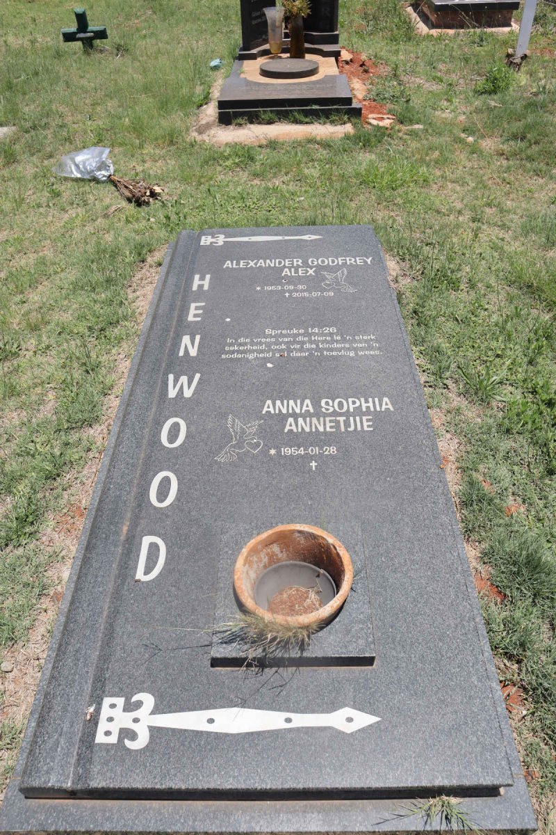 HENWOOD Alexander Godfrey 1953-2015 & Anna Sophia 1954- _1