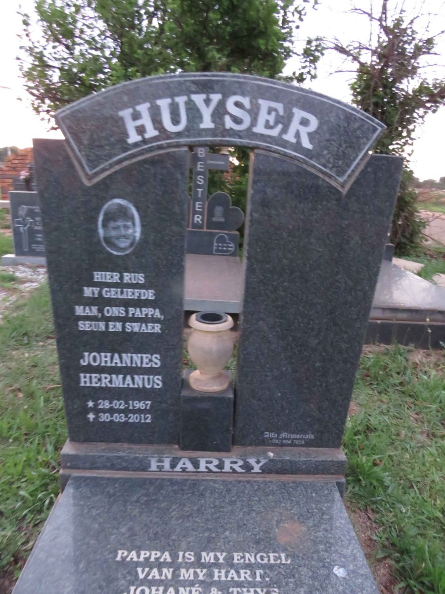 HUYSER Johannes Hermanus 1967-2012