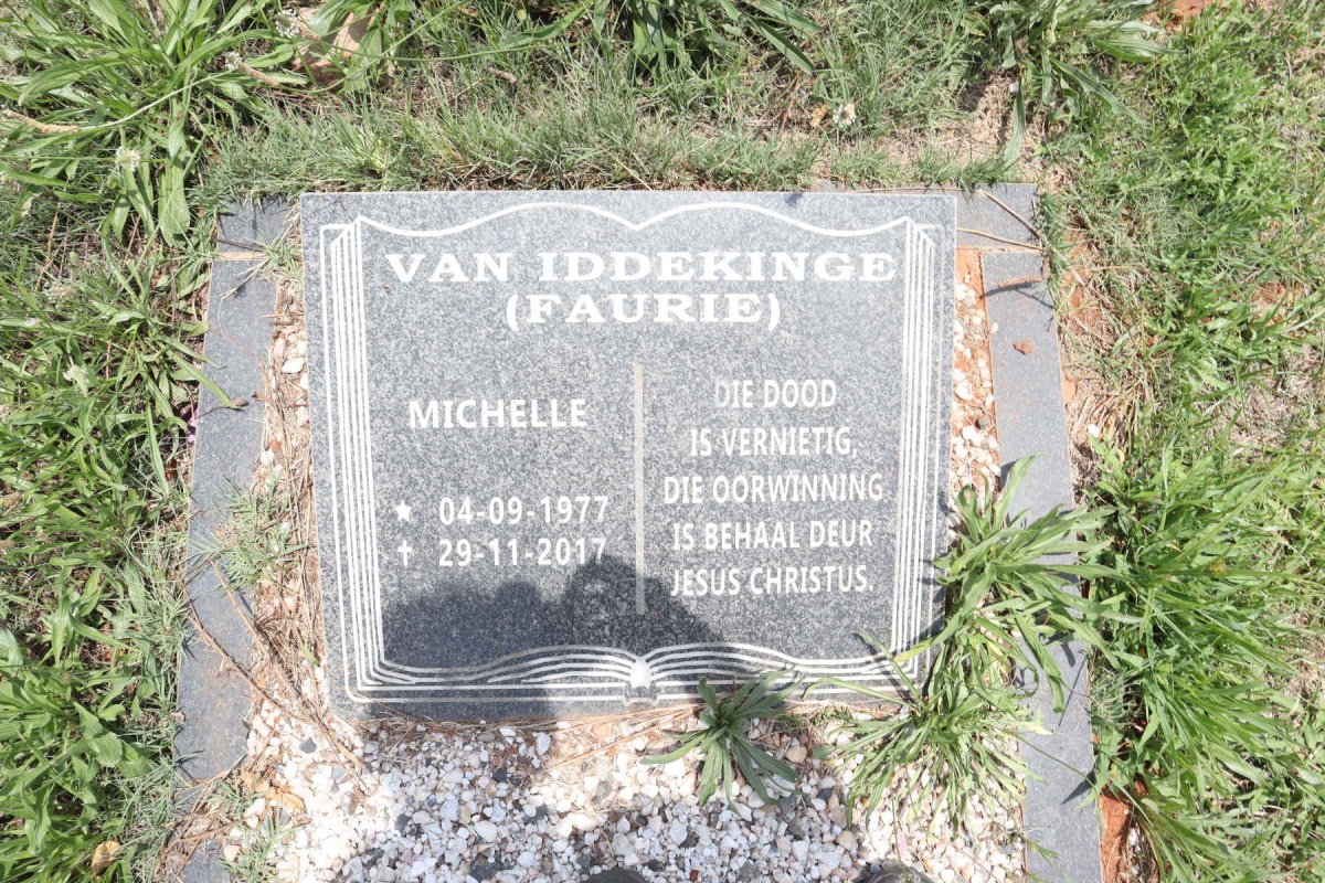 IDDEKINGE Michelle, van nee FAURIE 1977-2017