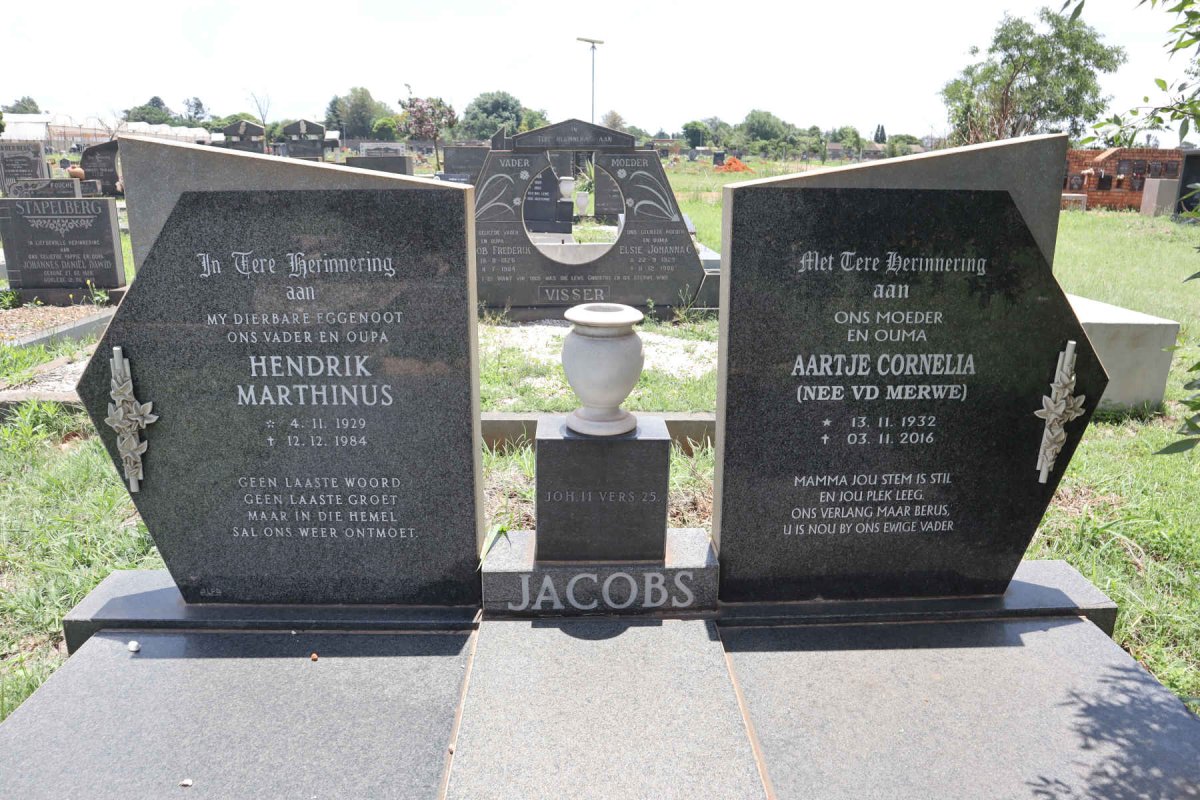 JACOBS Hendrik Mathinus 1929-1984 & Aartje Cornelia V.D. MERWE 1932-2016