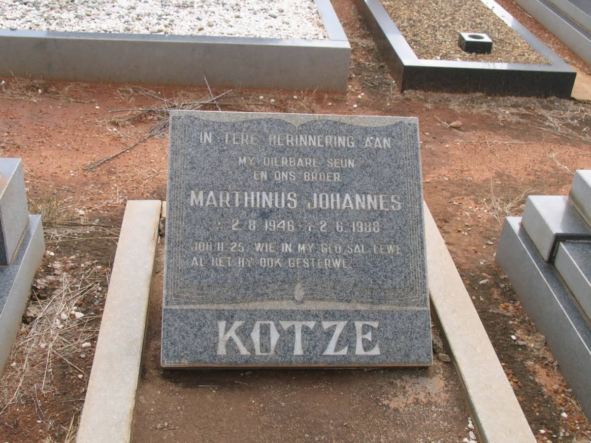 KOTZE Marthinus Johannes 1946-1988