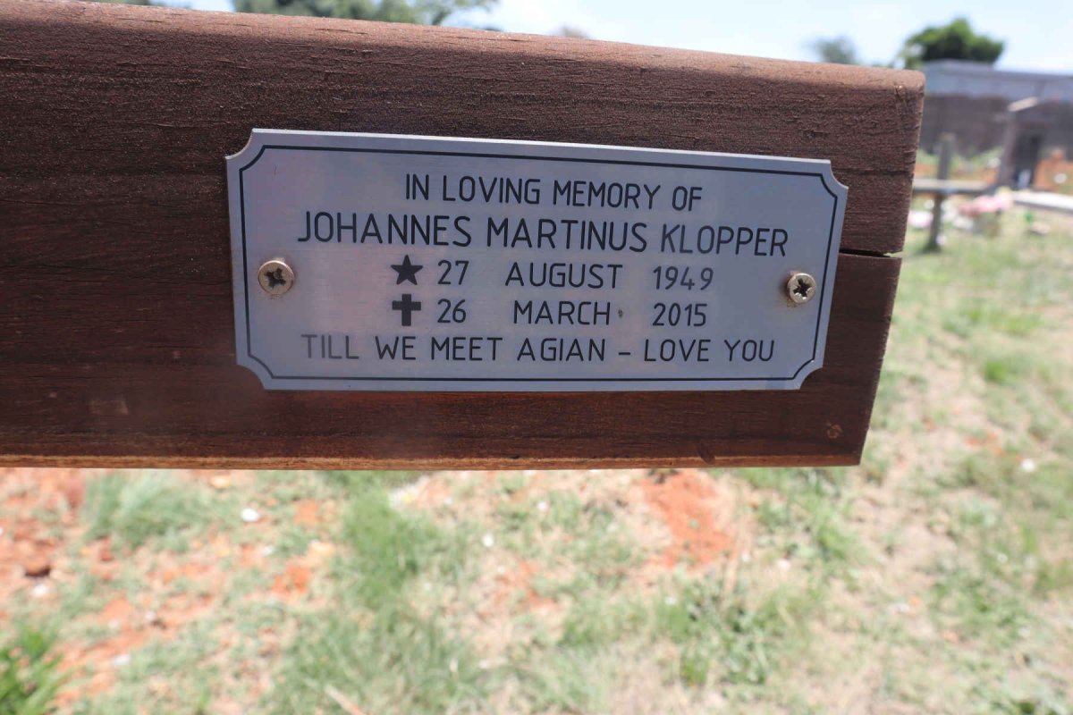 KLOPPER Johannes Martinus 1949-2015 & Susara Johanna DU PLESSIS 1951-2015_1