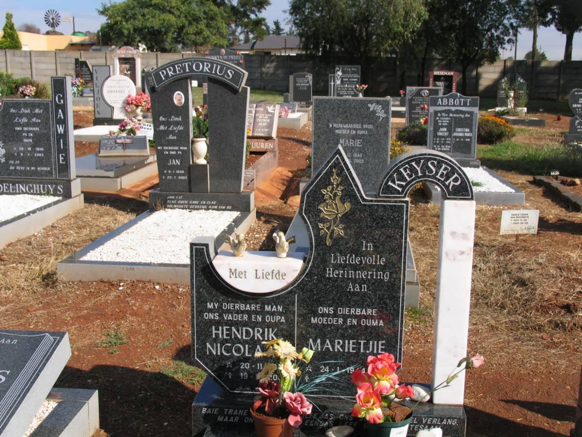 KEYSER Hendrik Nicolaas ? &amp; Marietjie 1944-