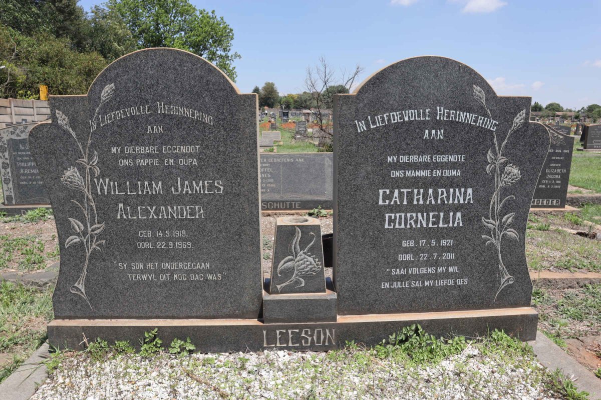 LEESON William James Alexander 1919-1969 & Catharina Cornelia 1921-2011