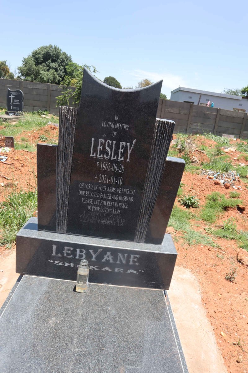 LEBYANE Lesley 1962-2021