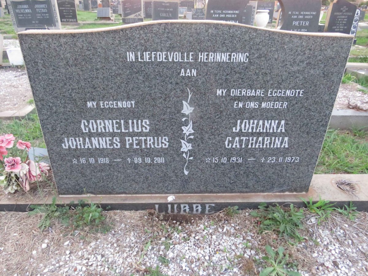 LUBBE Cornelius Johannes Petrus 1918-2011 & Johanna Catharina 1931-1973
