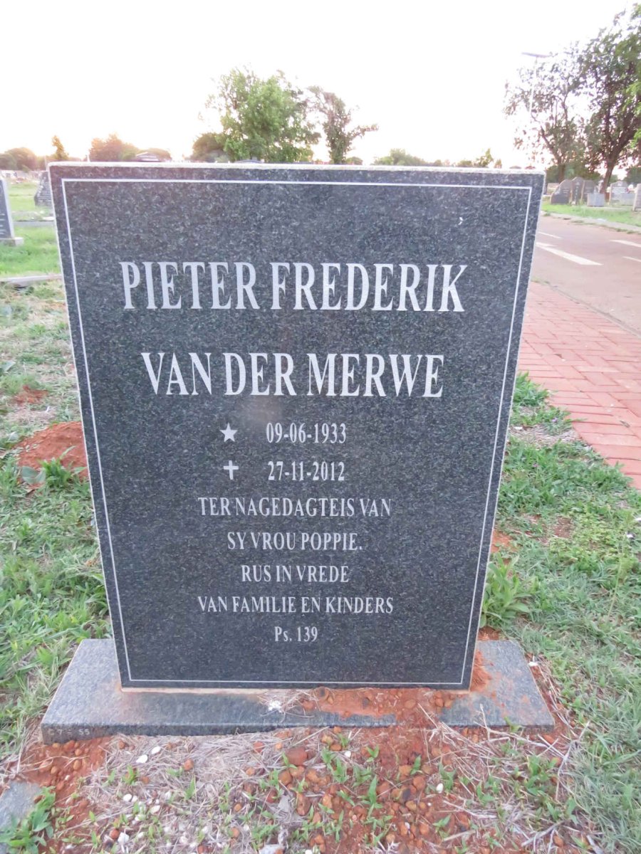 MERWE Pieter Frederik, van der 1933-2012