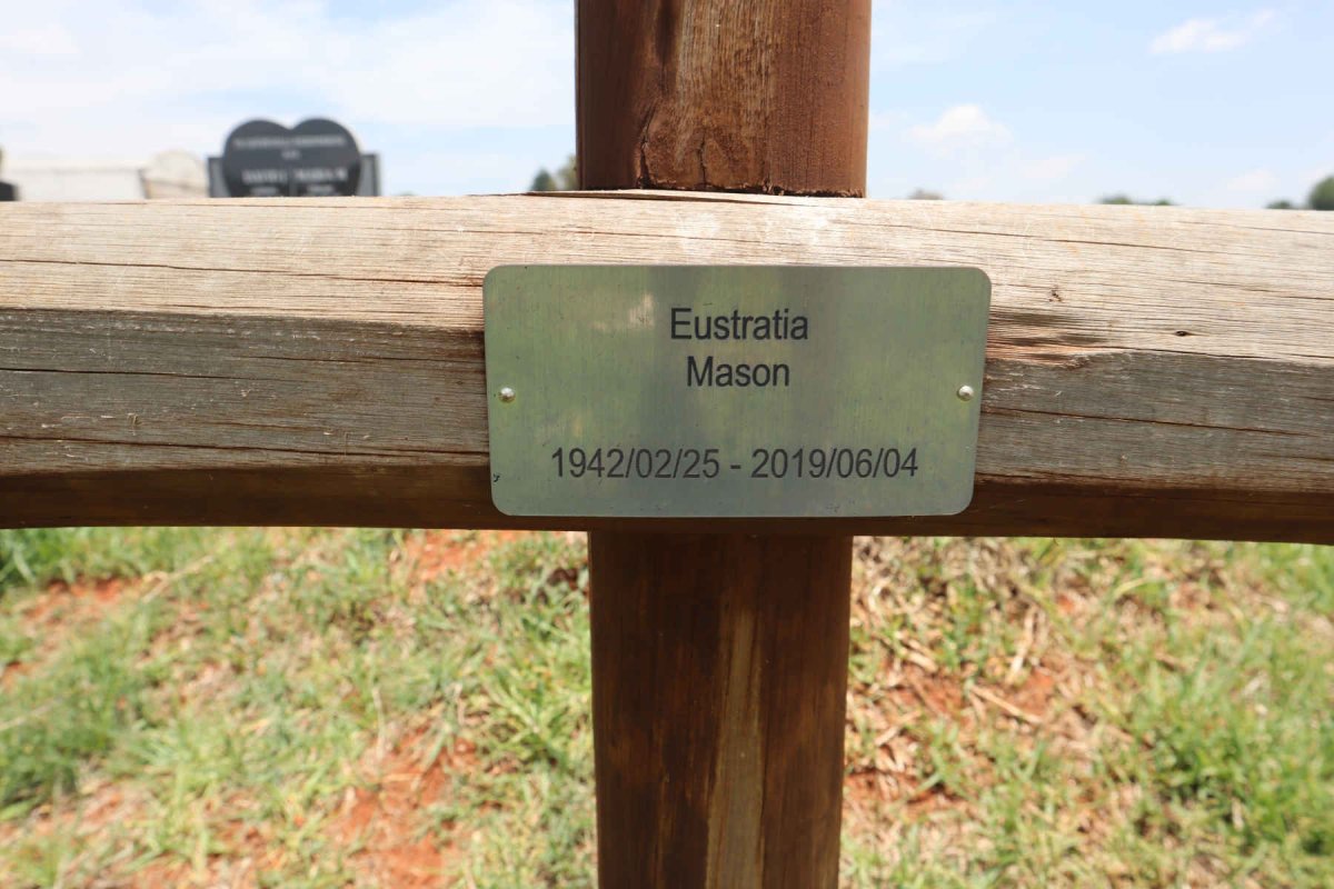 MASON Eustratia 1942-2019