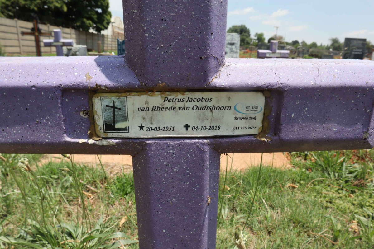 OUDTSHOORN Petrus Jacobus, van Rheede van 1951-2018