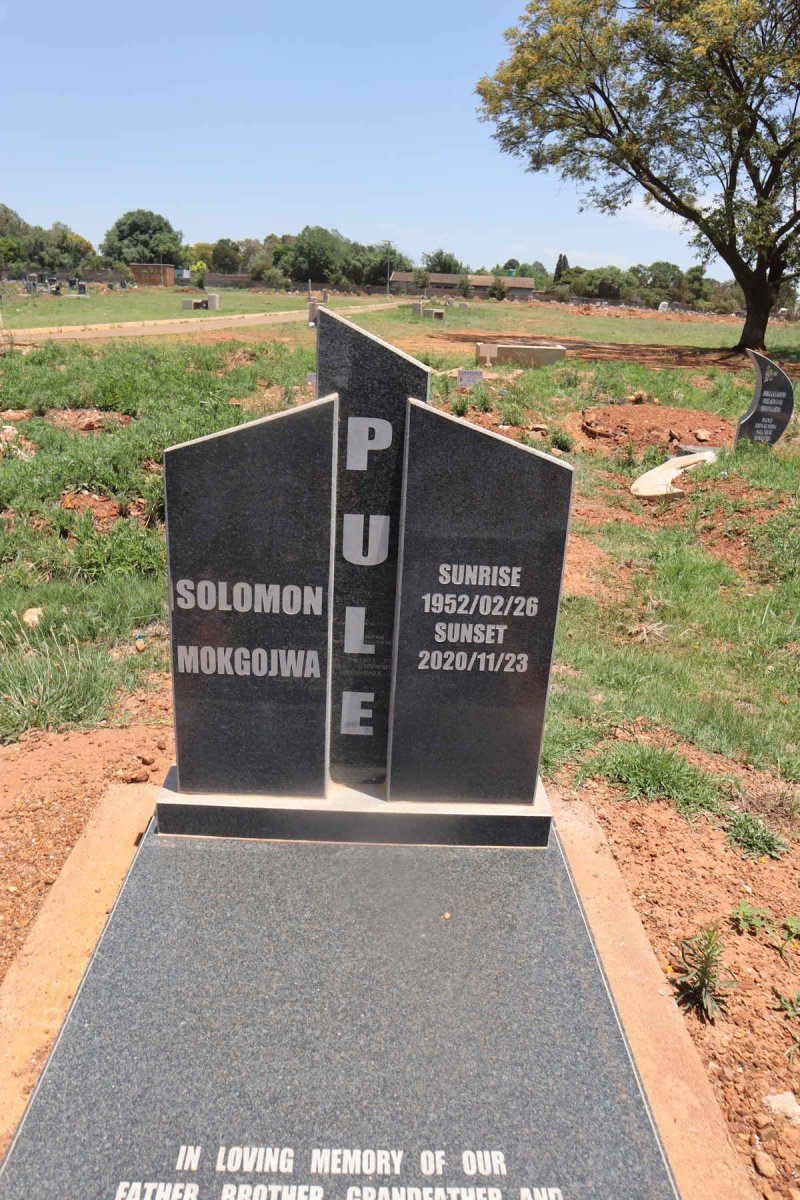 PULE Solomon Mokgojwa 1952-2020