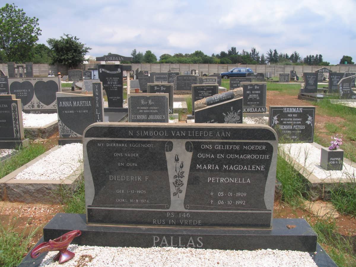PALLAS Diederik F. 1905-1974 &amp; Maria Magdalena Petronella 1909-1992