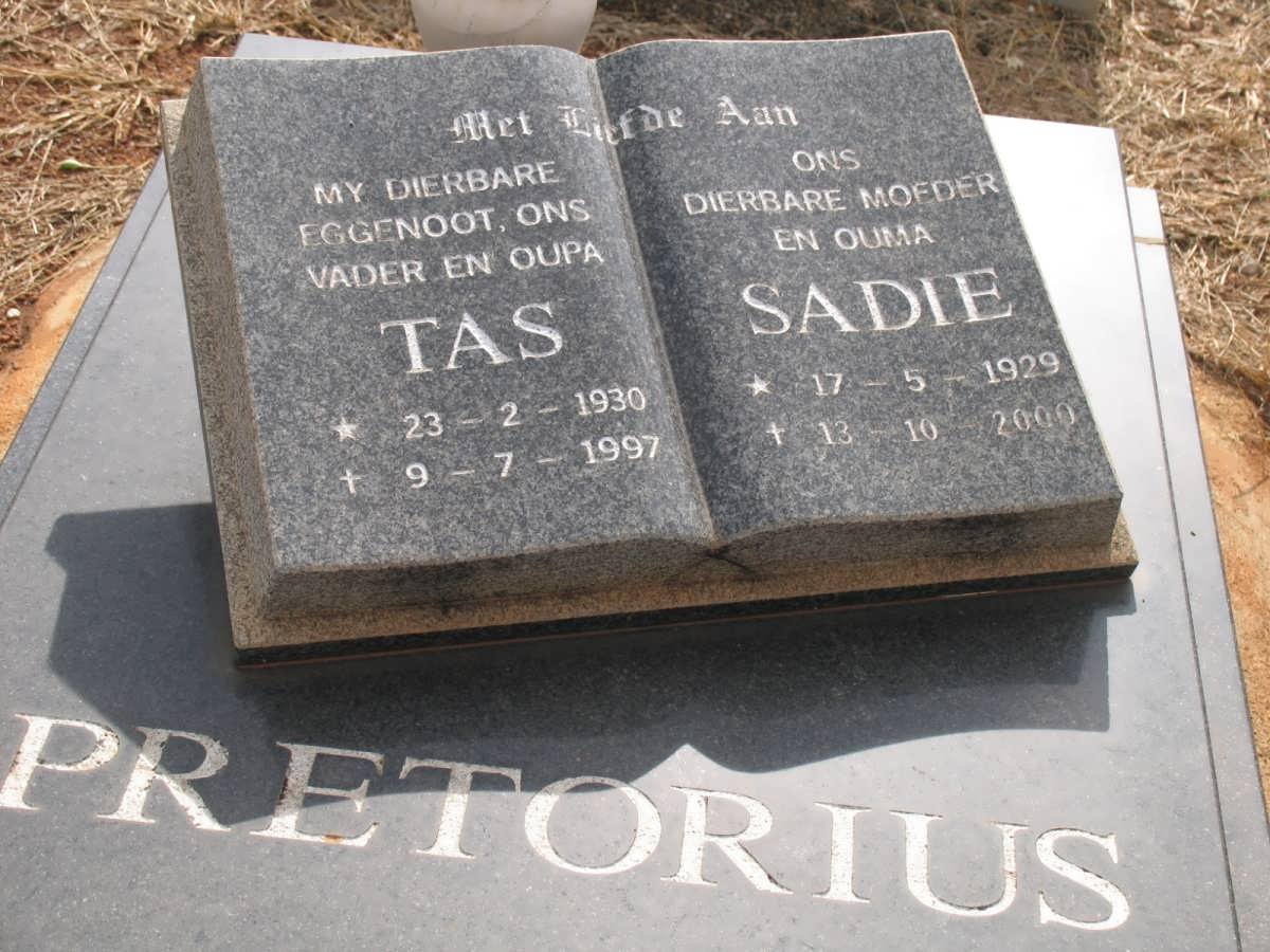 PRETORIUS Tas 1930-1997 &amp; Sadie 1929-2000