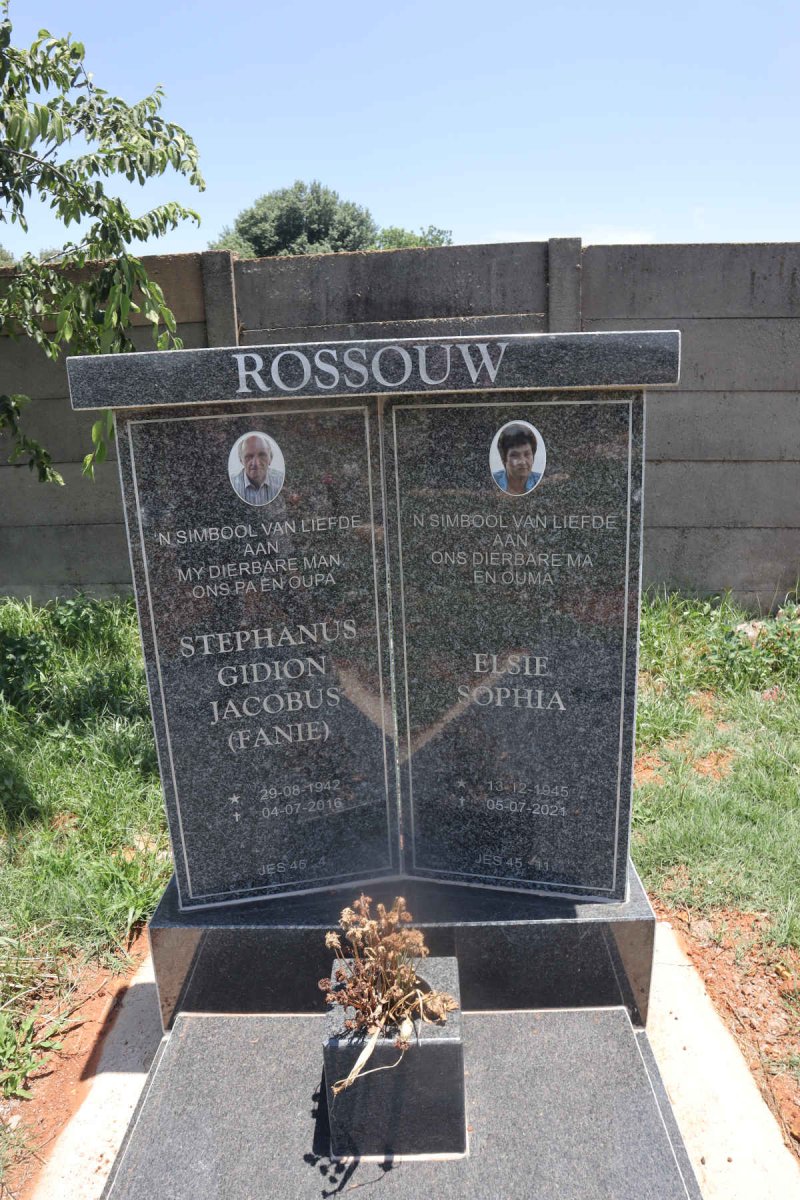ROSSOUW Stephanus Gideon Jacobus 1942-2016 & Elsie Sophia 1945-2021