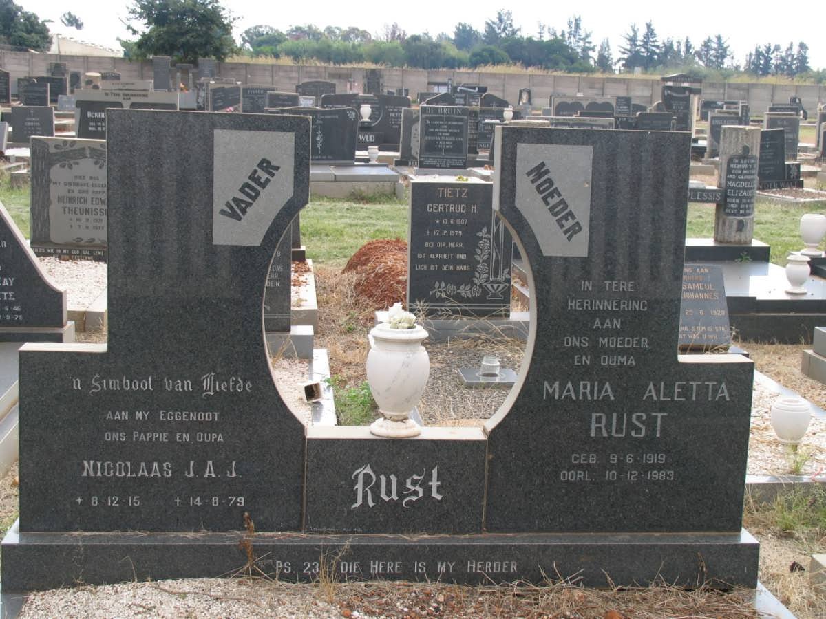 RUST Nicolaas J.A.J. 1915-1979 &amp; Maria Aletta 1919-1983