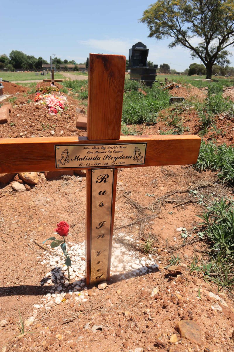 STRYDOM Malinda 1956-2021