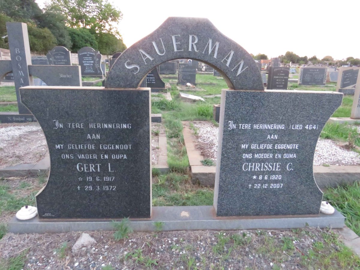 SAUERMAN Gert L. 1917-1972 & Chrissie C. 1920-2007