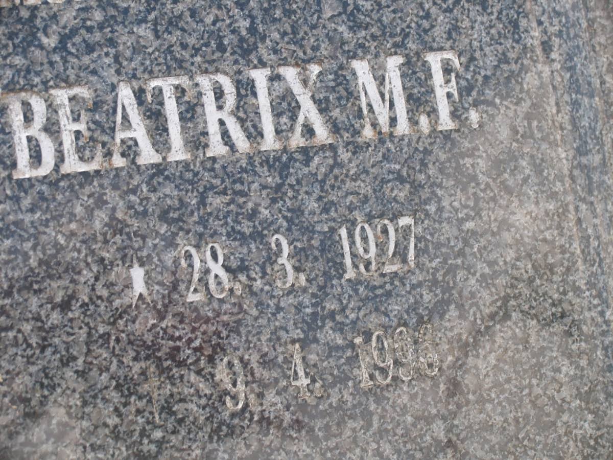 TOIT Johannes, du 1920-1998 &amp; Beatrix M. F. 1927-1996