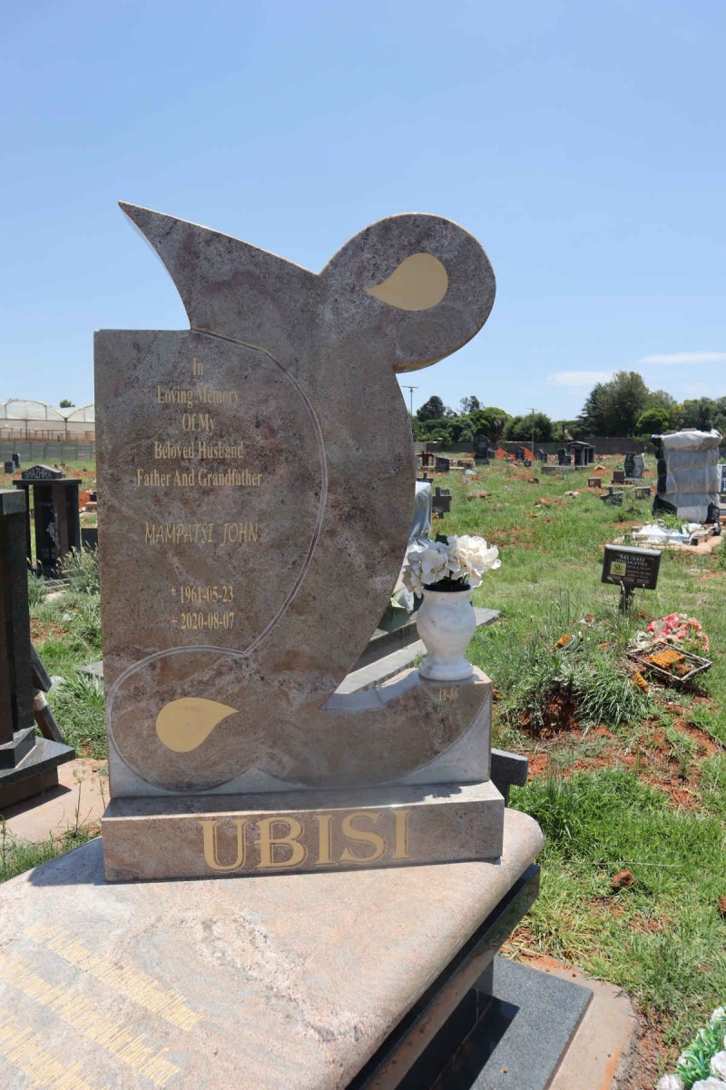 UBISI Mampatsi John 1961-2020