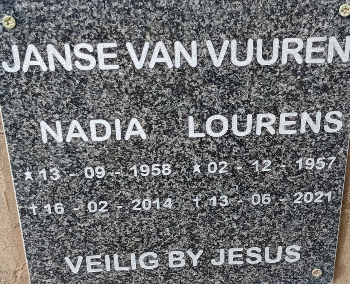 VUUREN Lourens, Janse van 1957-2021 & Nadia 1958-2014