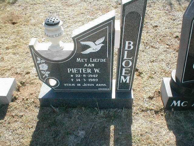 BLOEM Pieter W. 1942-1989