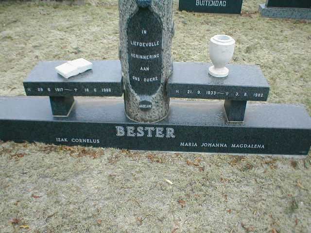 BESTER Izak Cornelius 1917-1988 &amp; Maria Johanna Magdalena 1933-1982