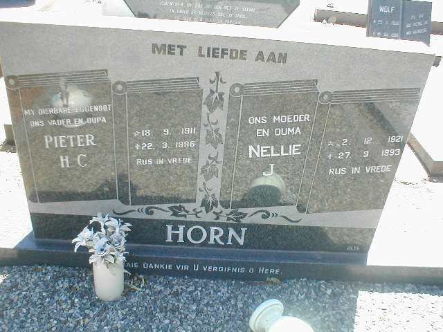 HORN Pieter H.C. 1911-1986 &amp; Nellie J. 1921-1993