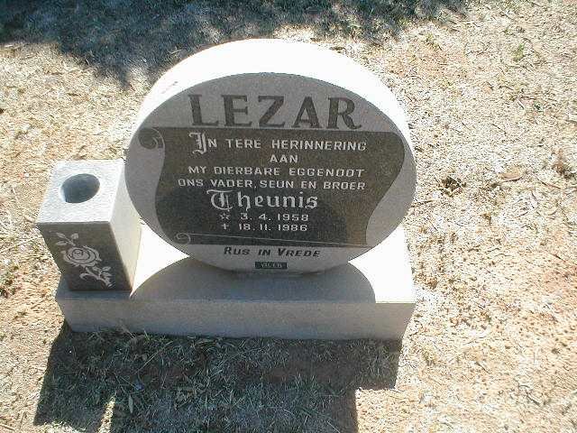 LEZAR Theunis 1958-1986