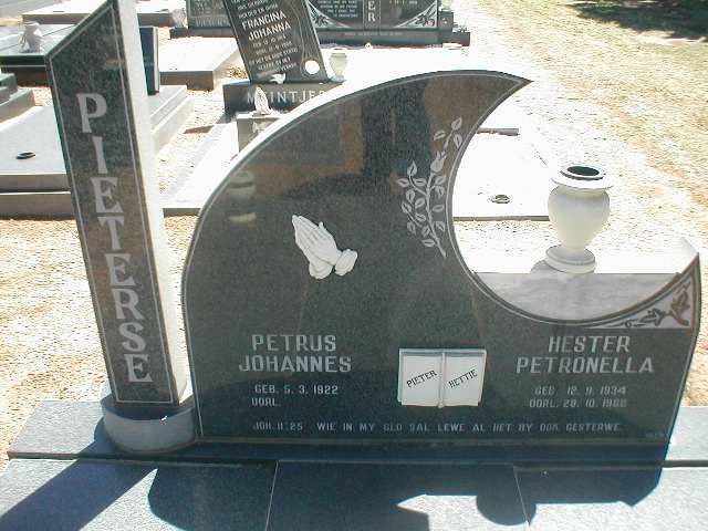 PIETERSE Petrus Johannes 1922- &amp; Hester Petronella 1934-1982