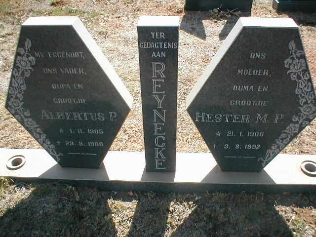 REYNECKE Albertus P. 1905-1988 &amp; Hester M.P. 1906-1992
