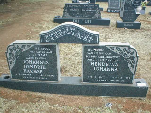 STEENKAMP Johannes Hendrik Harmse 1916-1991 &amp; Hendrina Johanna 1907-1985