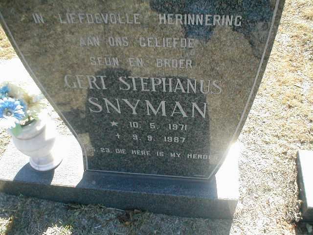SNYMAN Gert Stephanus 1971 - 1987