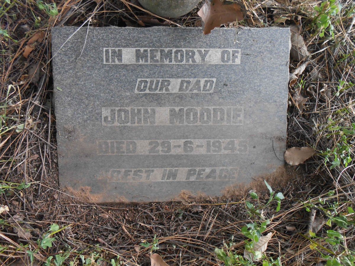 MOODIE John -1945 &amp; Ellen G. -1931