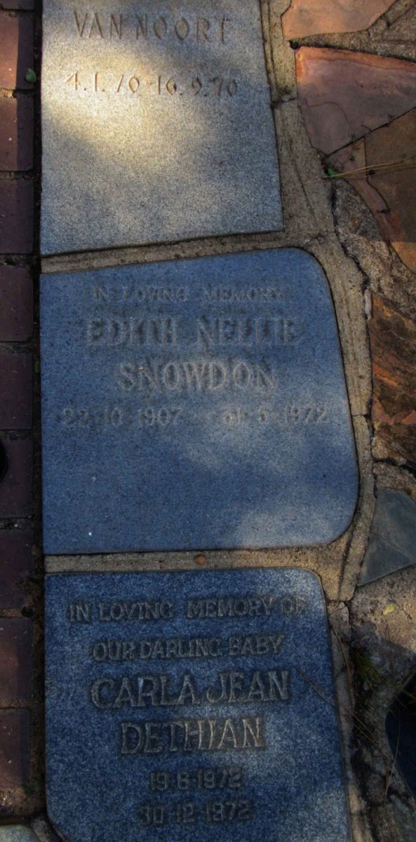 SNOWDON Edith Nellie 1907-1972 :: DETHIAN Carla Jean 1972-1972_1