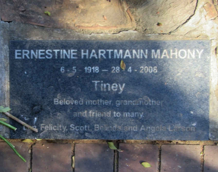 MAHONY Ernestine Hartmann 1918-2008