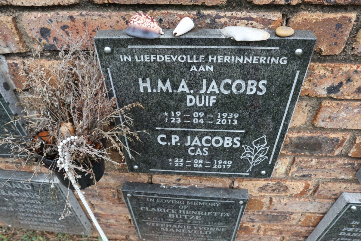 JACOBS H.M.A. 1939-2013 &amp; C.P. 1940-2017